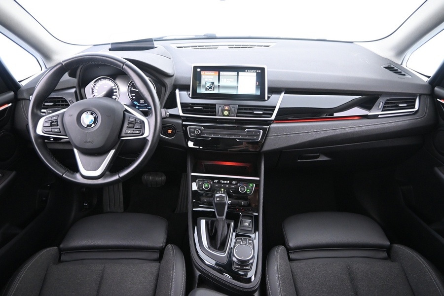 BMW 225 vaihtoauto