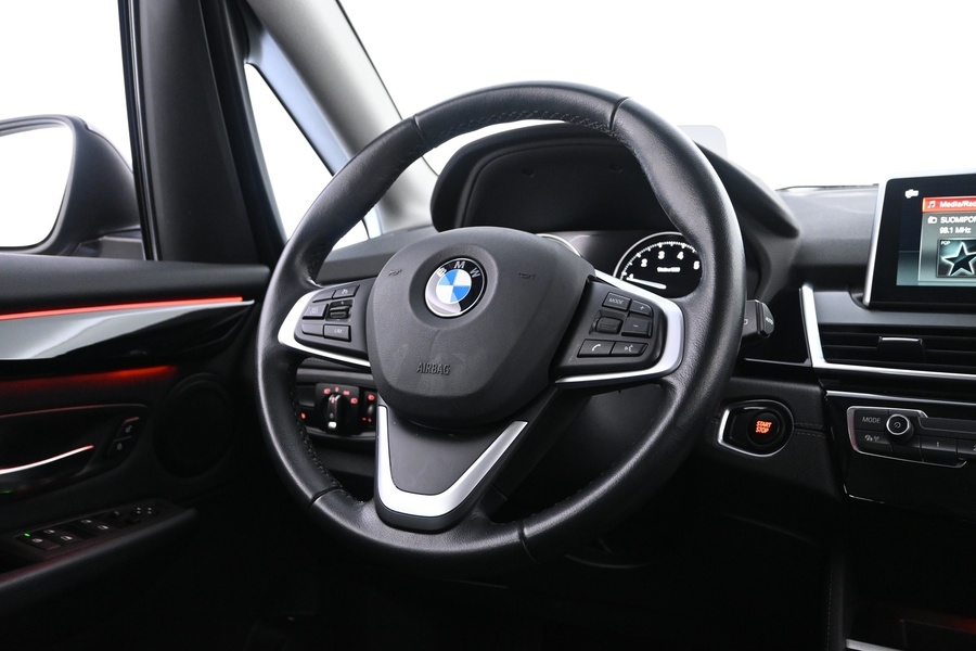 BMW 225 vaihtoauto