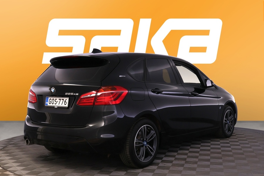 BMW 225 vaihtoauto