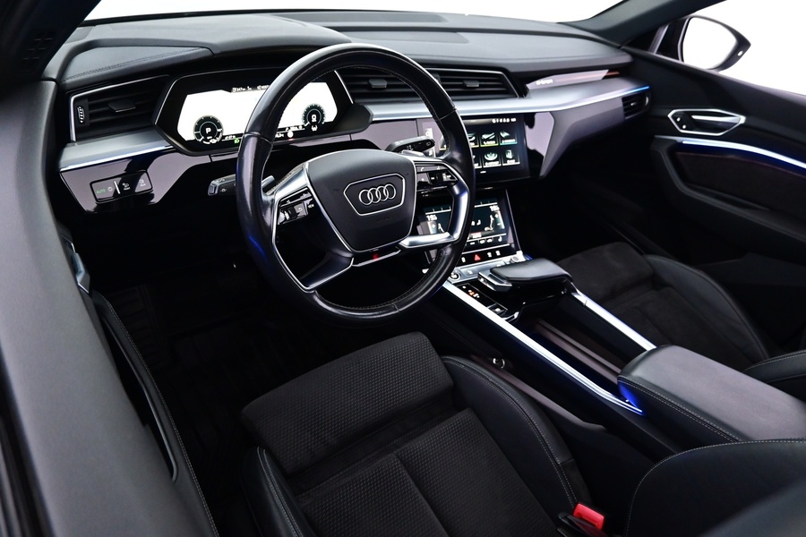 Audi e-tron vaihtoauto