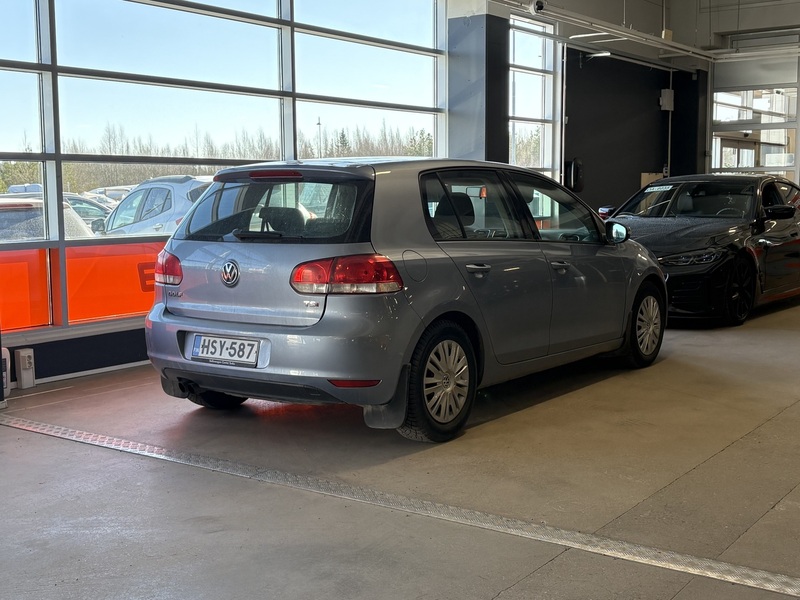 Volkswagen Golf vaihtoauto