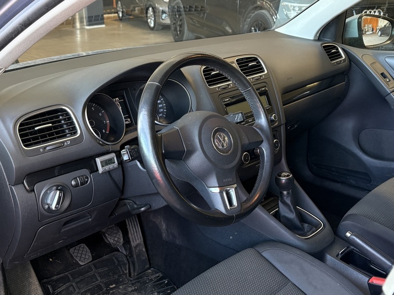 Volkswagen Golf vaihtoauto