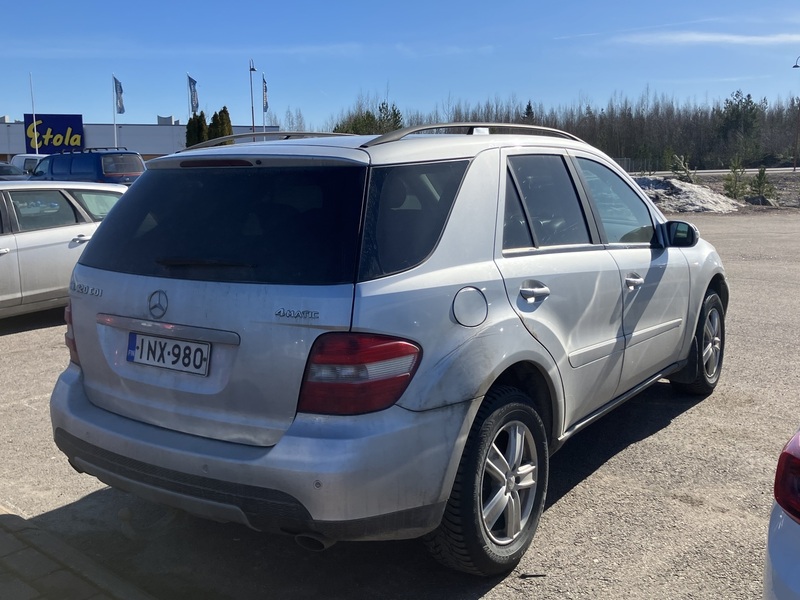 Mercedes-Benz ML vaihtoauto