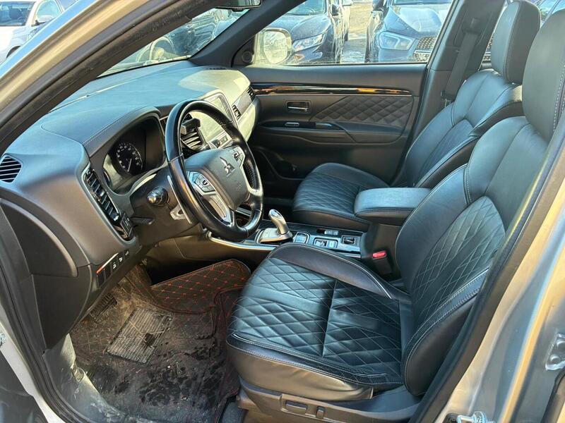 Mitsubishi Outlander PHEV vaihtoauto