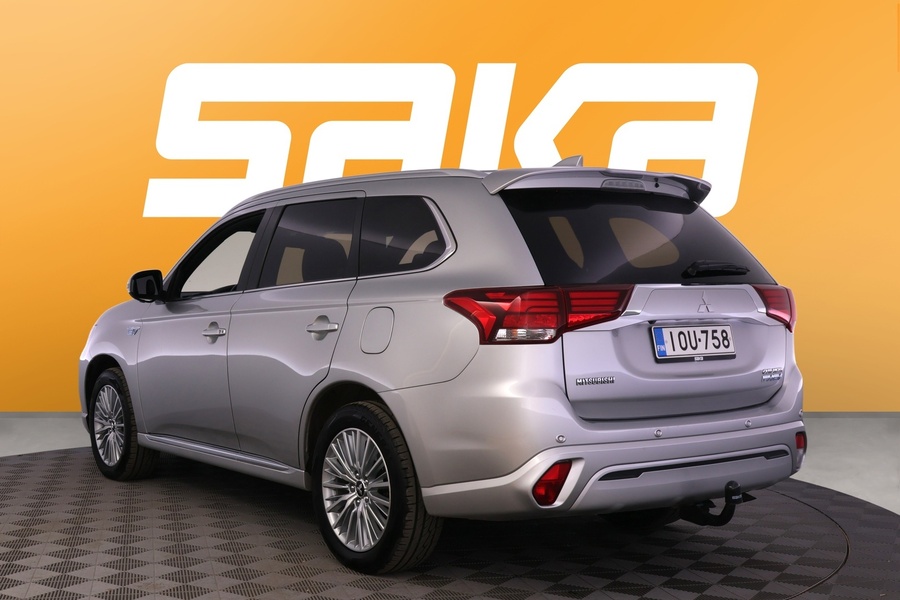 Mitsubishi Outlander PHEV vaihtoauto