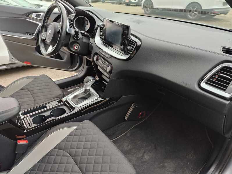 Kia Proceed vaihtoauto