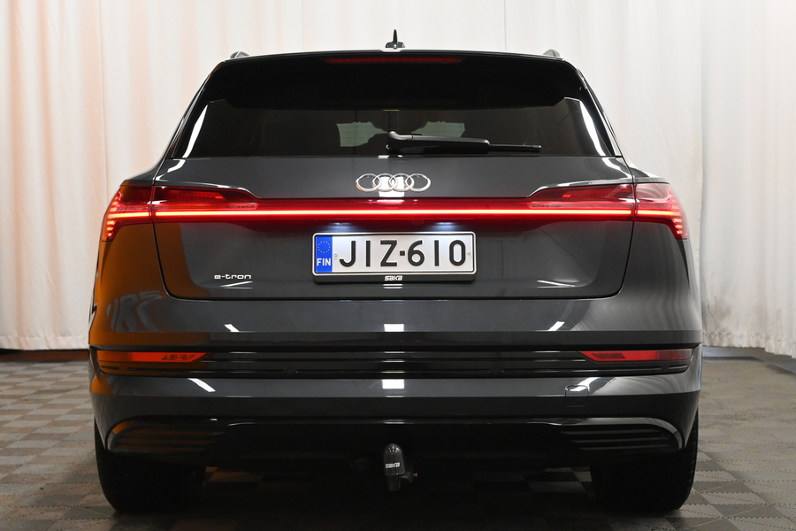 Audi e-tron vaihtoauto