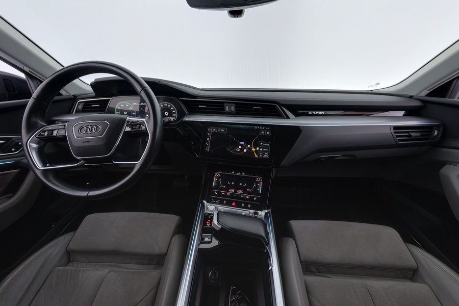 Audi e-tron vaihtoauto