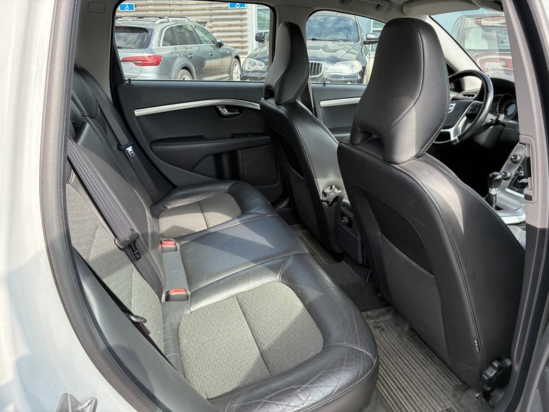 Volvo V70 vaihtoauto
