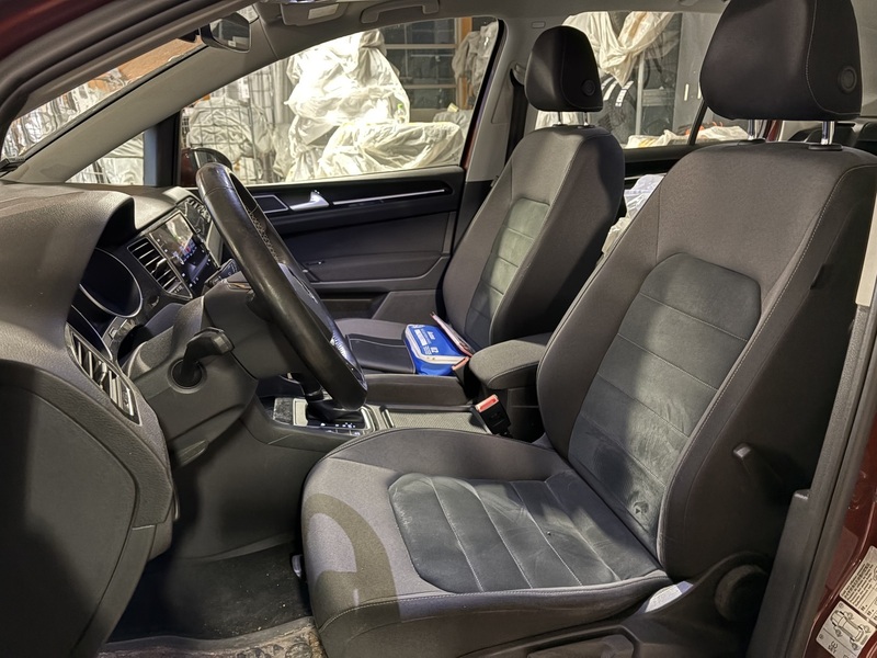 Volkswagen Golf Sportsvan vaihtoauto