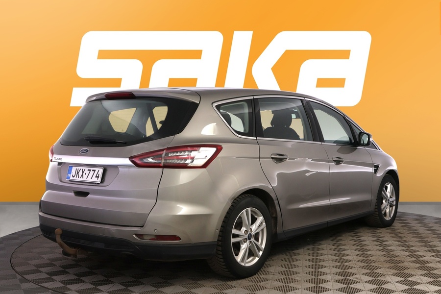 Ford S-MAX vaihtoauto