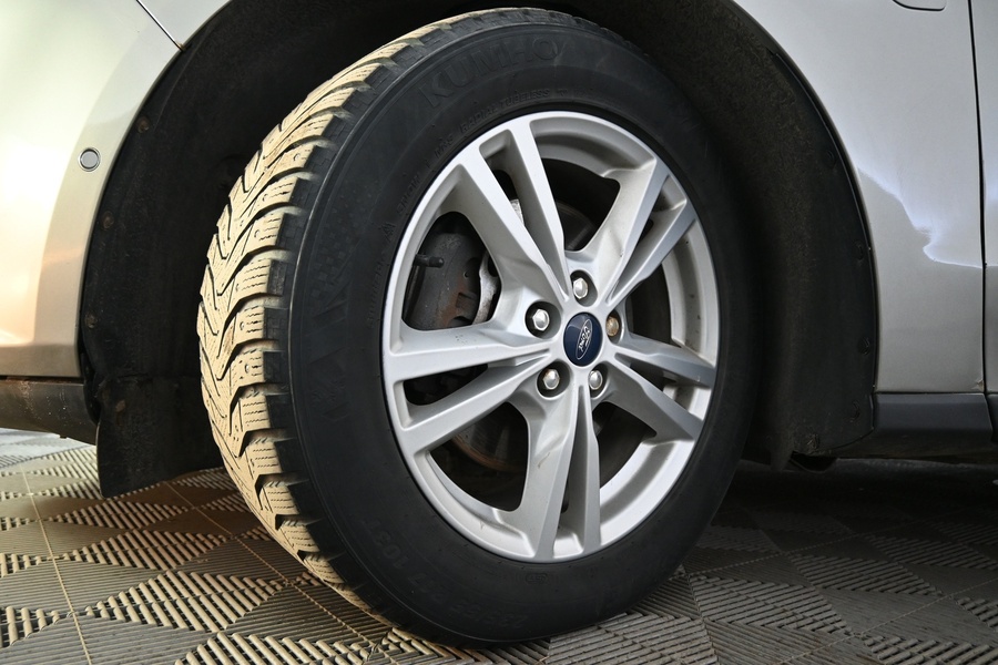 Ford S-MAX vaihtoauto