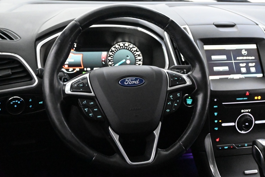Ford S-MAX vaihtoauto
