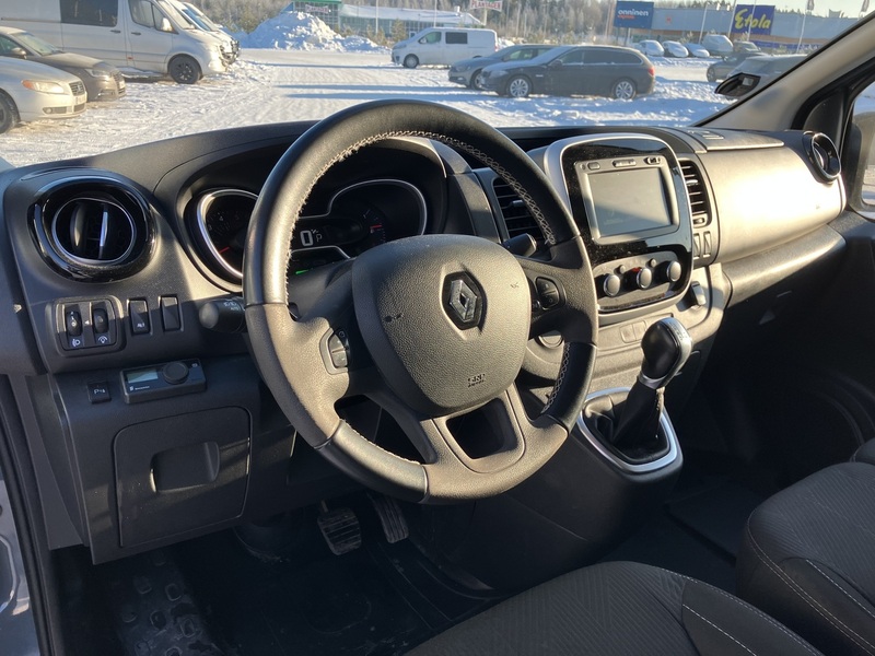 Renault Trafic vaihtoauto