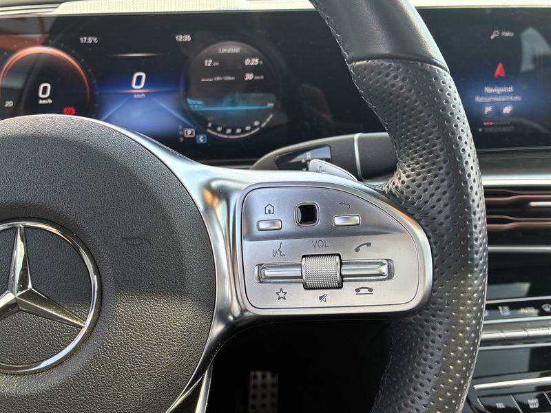 Mercedes-Benz EQC vaihtoauto