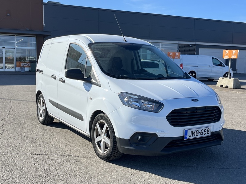Ford Transit Courier vaihtoauto