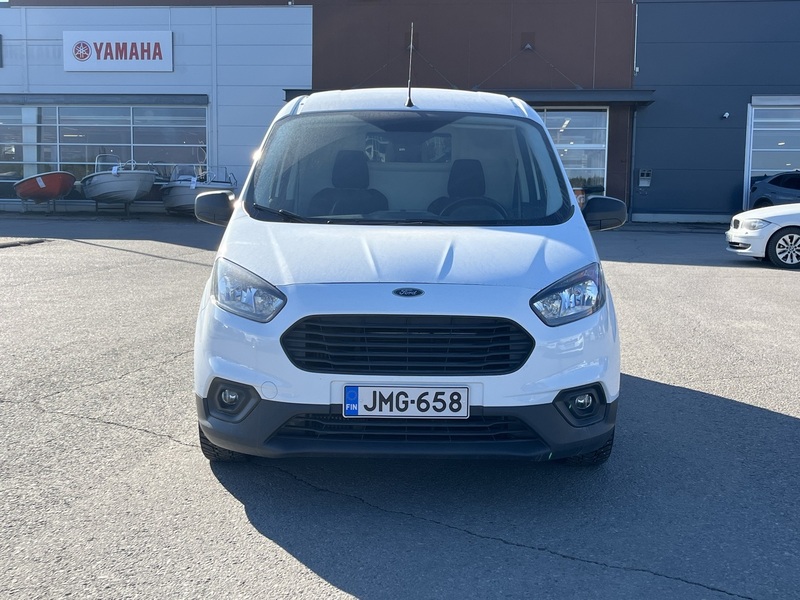 Ford Transit Courier vaihtoauto