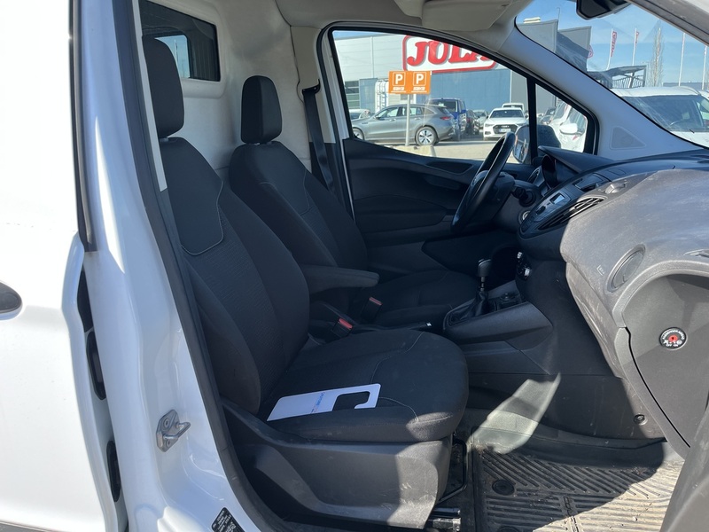 Ford Transit Courier vaihtoauto