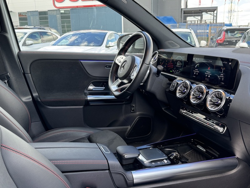Mercedes-Benz EQA vaihtoauto