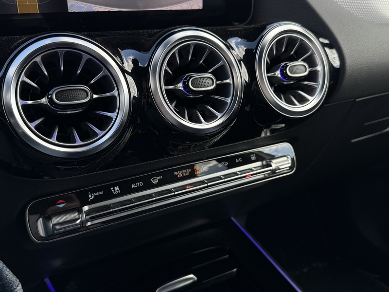 Mercedes-Benz EQA vaihtoauto