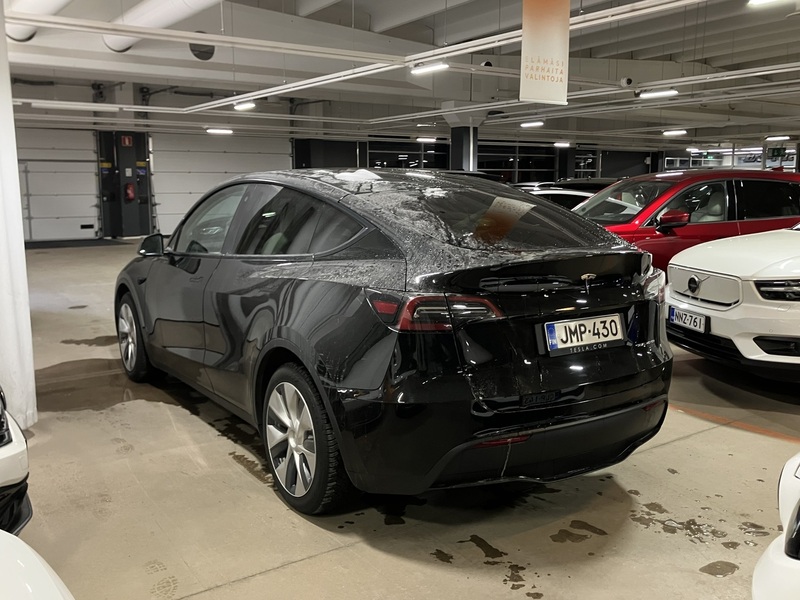 Tesla Model Y vaihtoauto