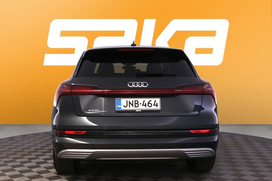 Audi e-tron vaihtoauto