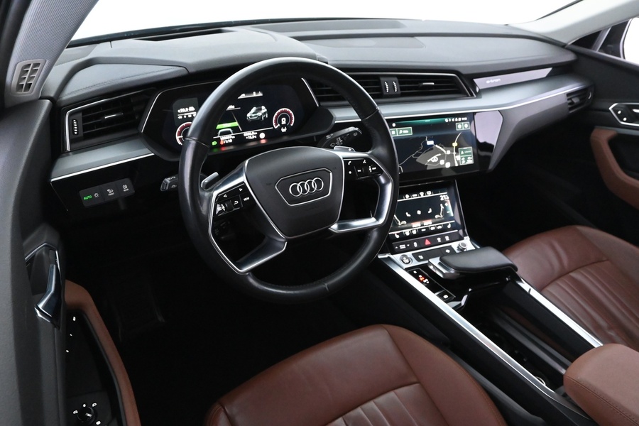 Audi e-tron vaihtoauto