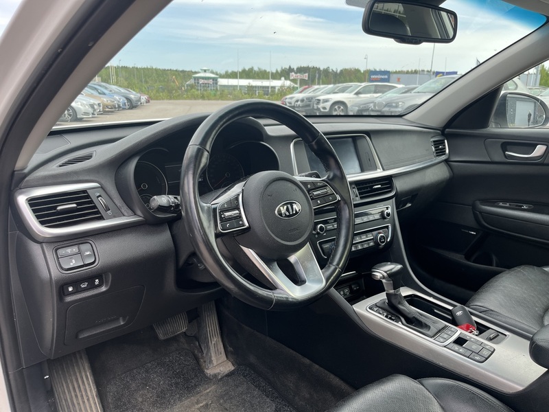 Kia Optima vaihtoauto