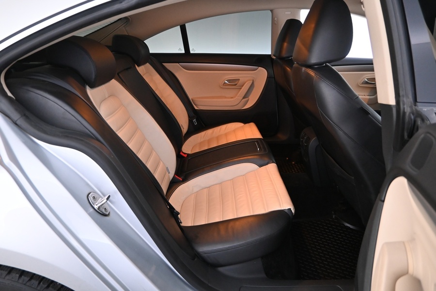 Volkswagen Passat CC vaihtoauto