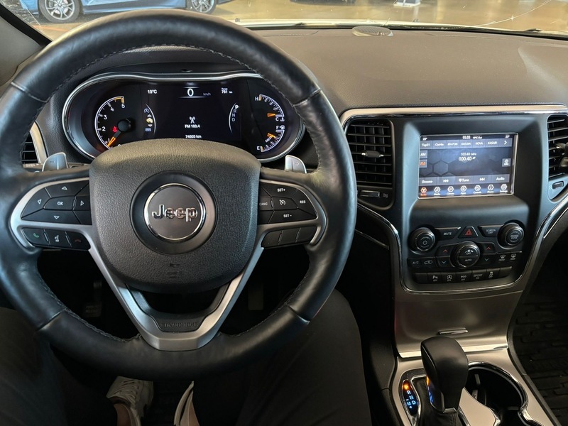 Jeep Grand Cherokee vaihtoauto