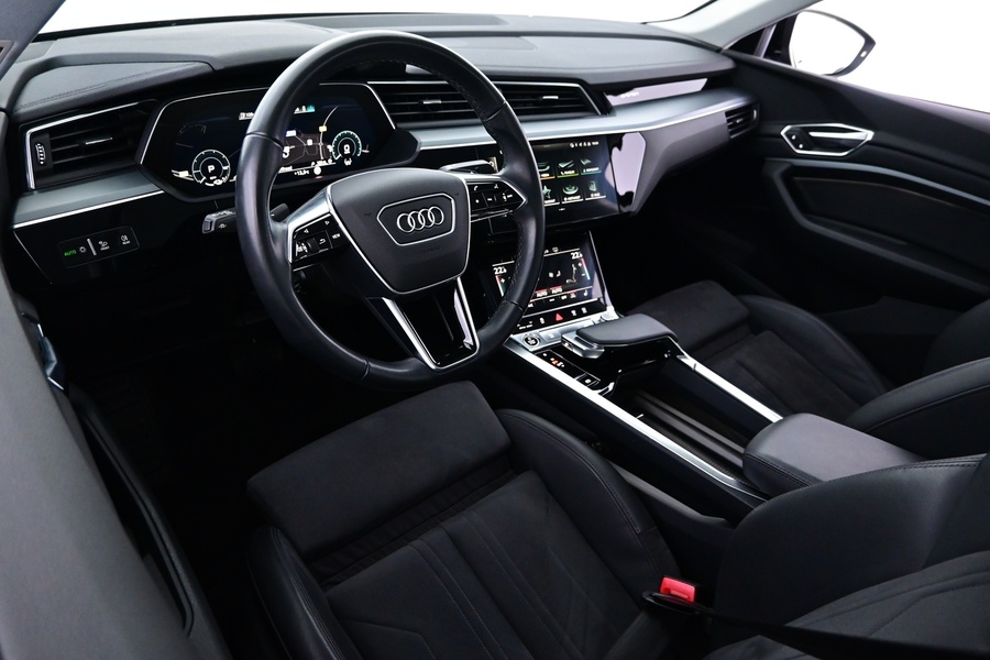 Audi e-tron vaihtoauto