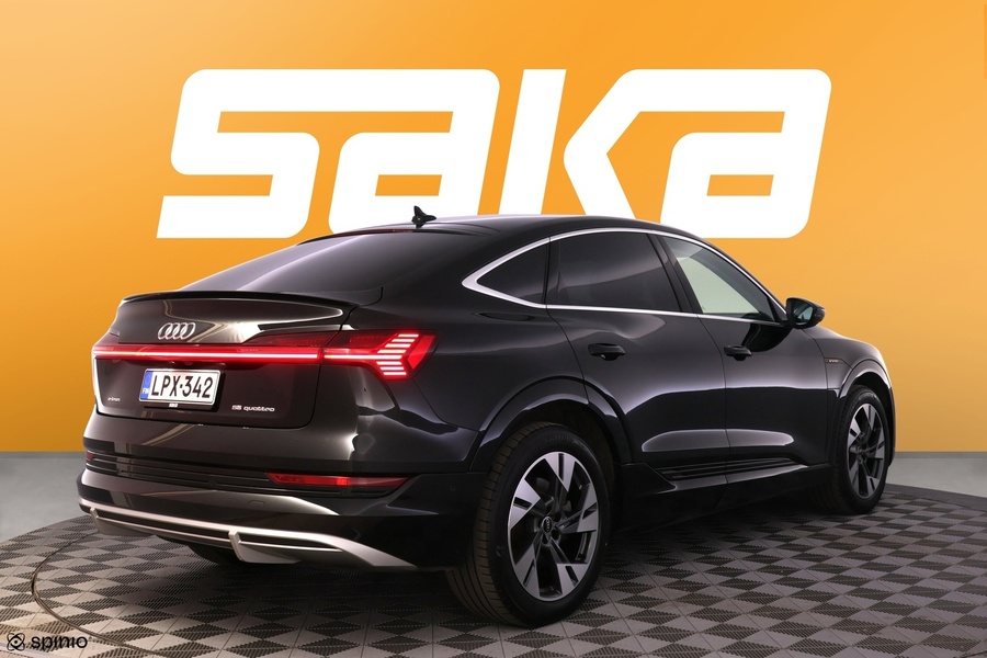 Audi e-tron vaihtoauto