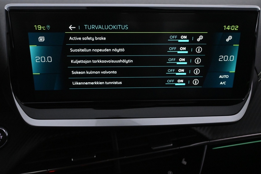 Peugeot e-208 vaihtoauto