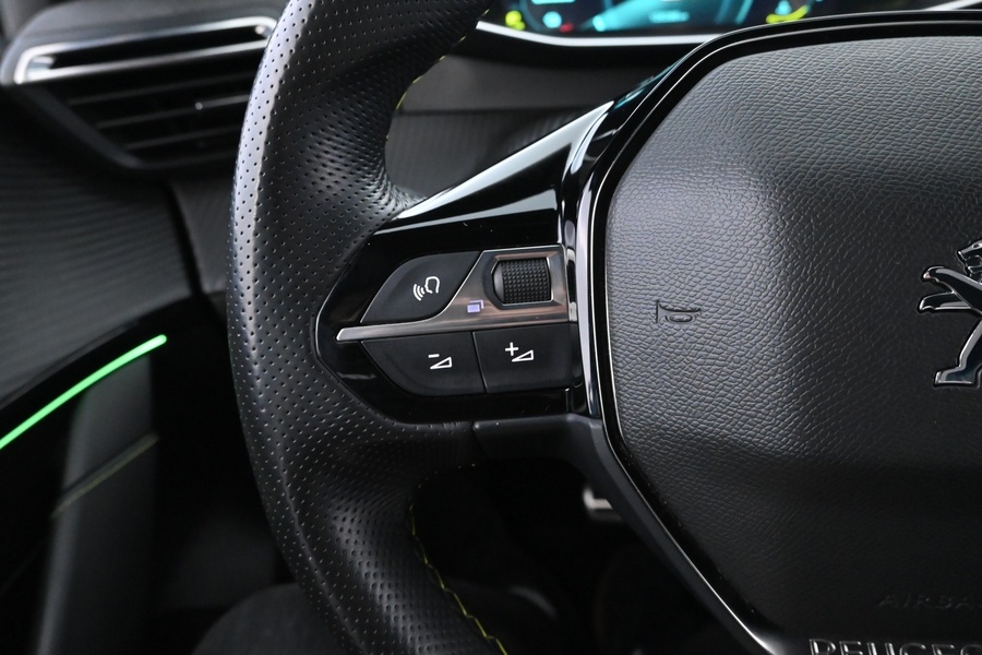 Peugeot e-208 vaihtoauto