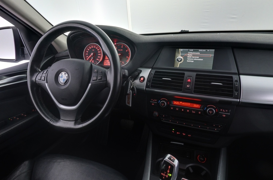BMW X5 vaihtoauto
