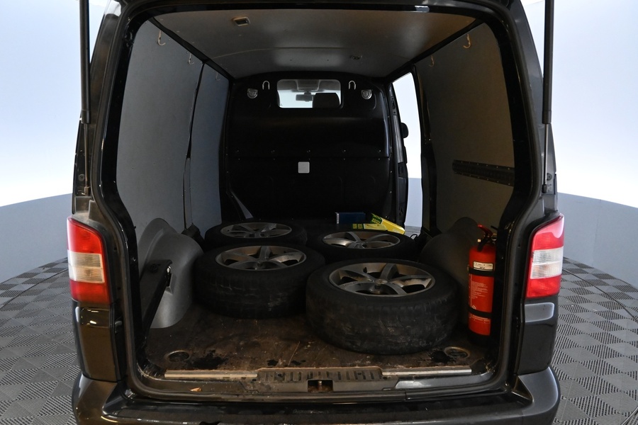 Volkswagen Transporter vaihtoauto