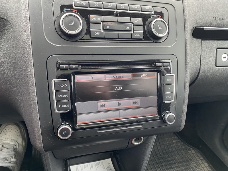 Volkswagen Touran vaihtoauto