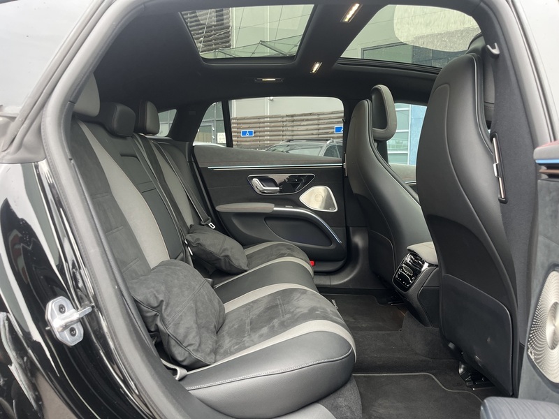 Mercedes-Benz EQS vaihtoauto