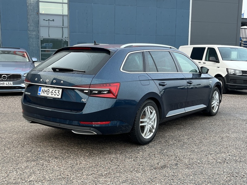 Skoda Superb vaihtoauto