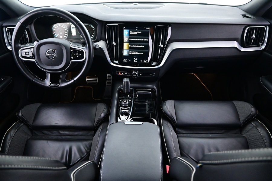 Volvo V60 vaihtoauto