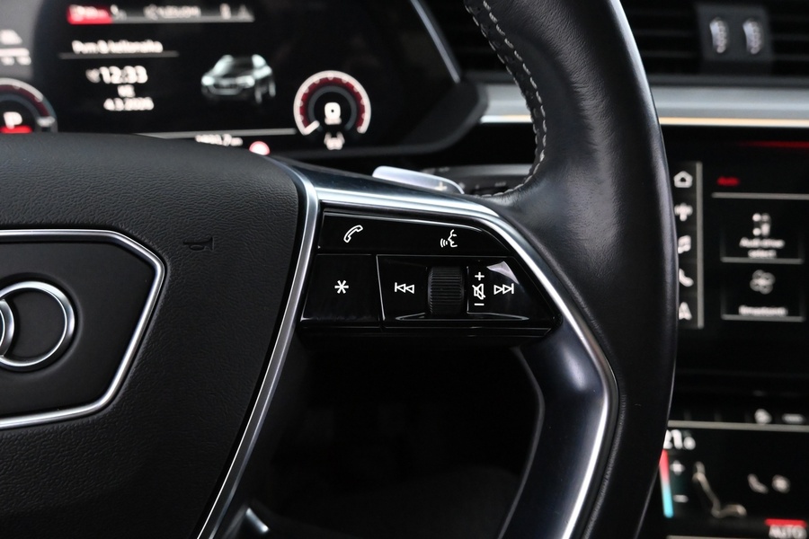 Audi e-tron vaihtoauto