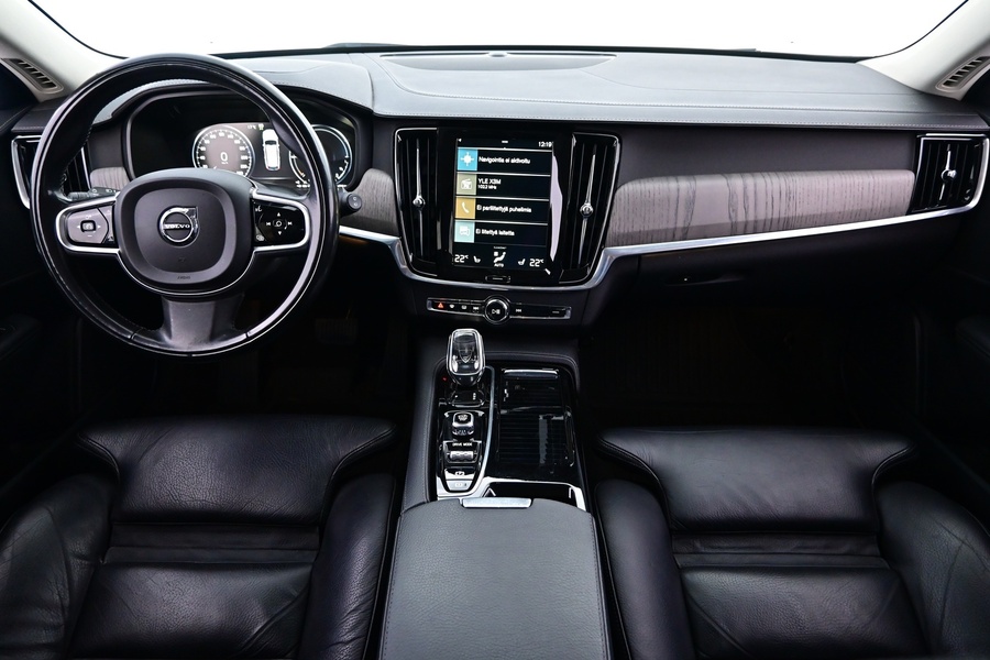 Volvo V90 vaihtoauto