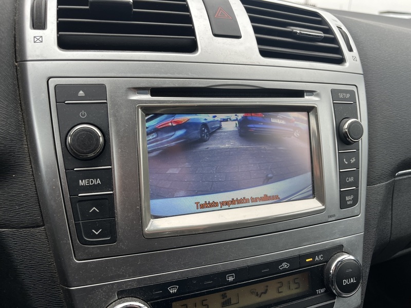 Toyota Avensis vaihtoauto