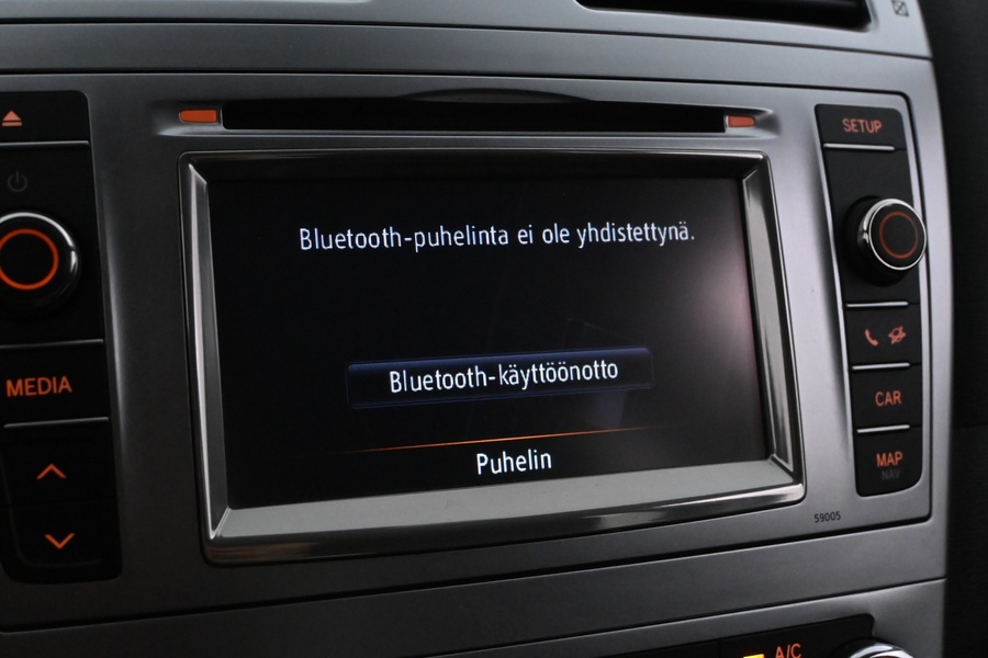 Toyota Avensis vaihtoauto