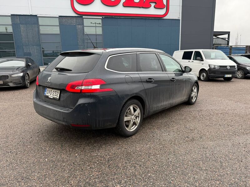 Peugeot 308 vaihtoauto