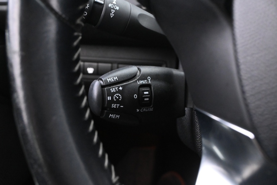 Peugeot 308 vaihtoauto