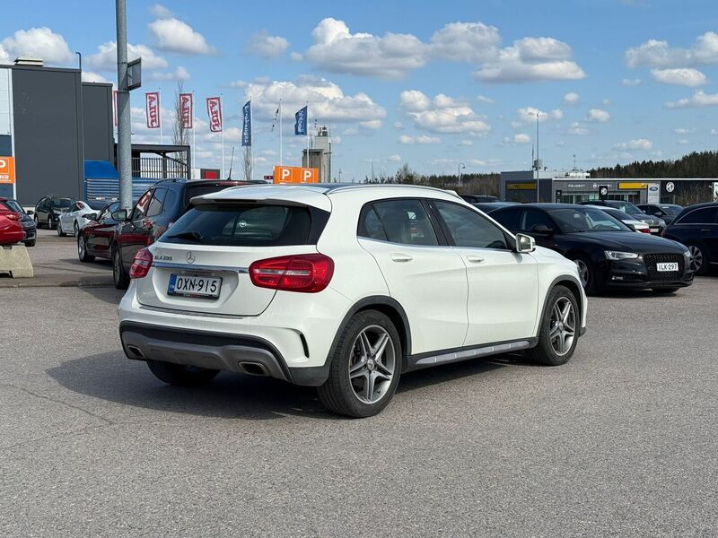 Mercedes-Benz GLA vaihtoauto