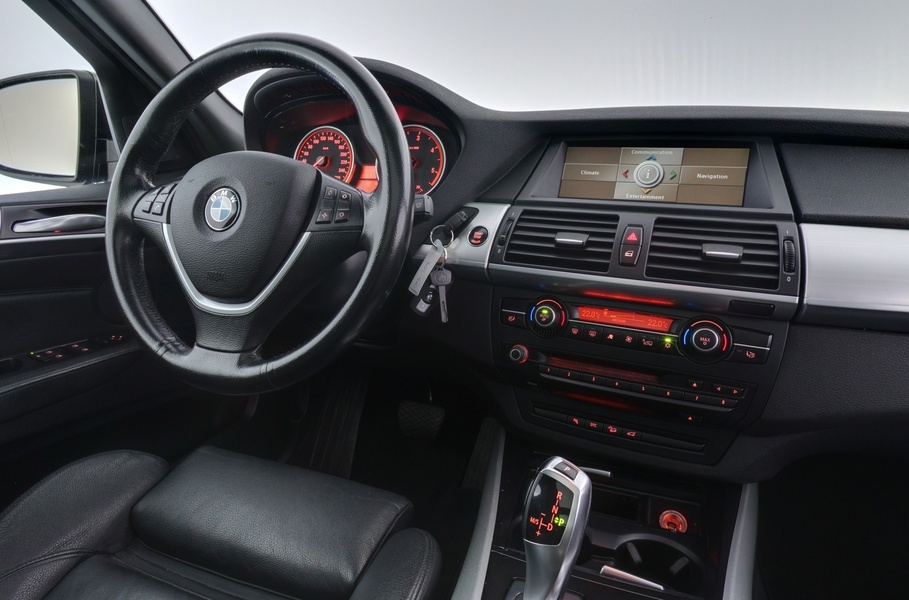BMW X5 vaihtoauto