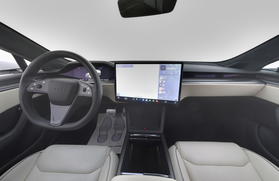 Tesla Model S vaihtoauto
