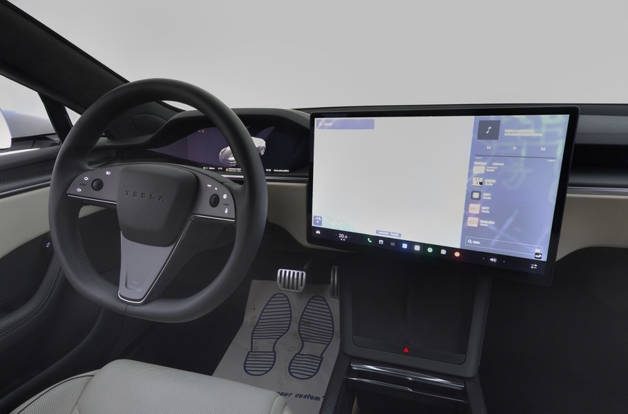 Tesla Model S vaihtoauto